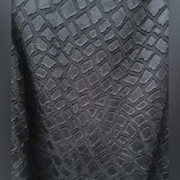 🔥🖤Alfani women’s blouse size 1X with dramatic angel sleeves. BEAUTIFUL! - Picture 6 of 7